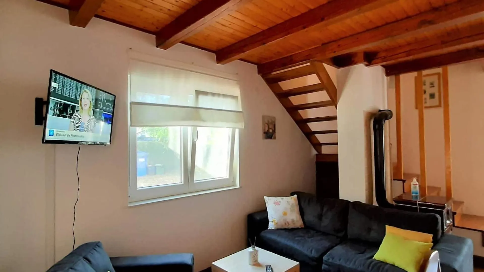Countryside Holiday Home Marie With Pool Vrh